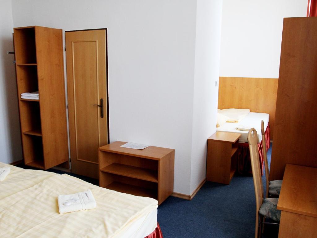 Hotel Slavia Tábor Quarto foto